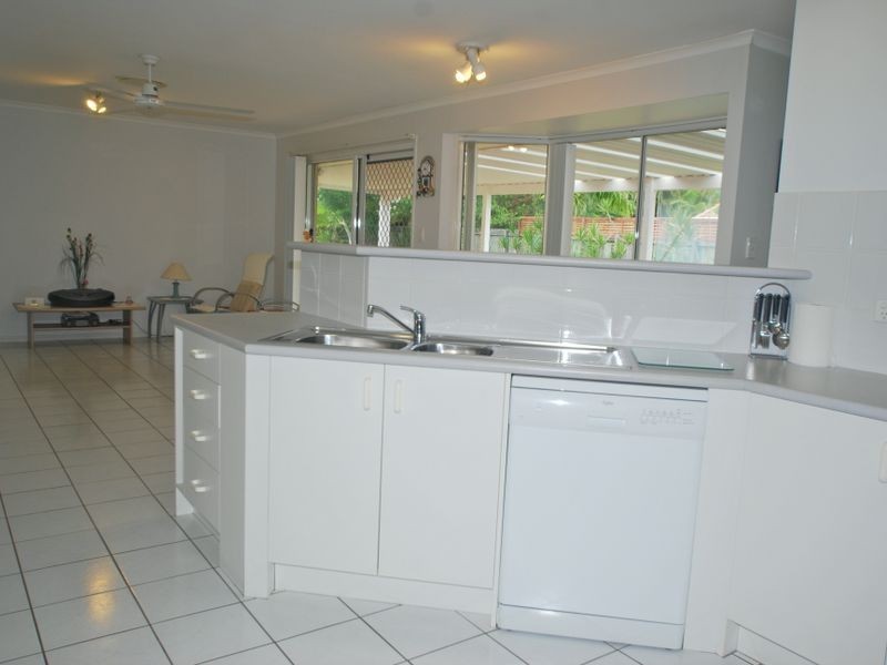 3 Aquamarine Cct, Noosaville QLD 4566
