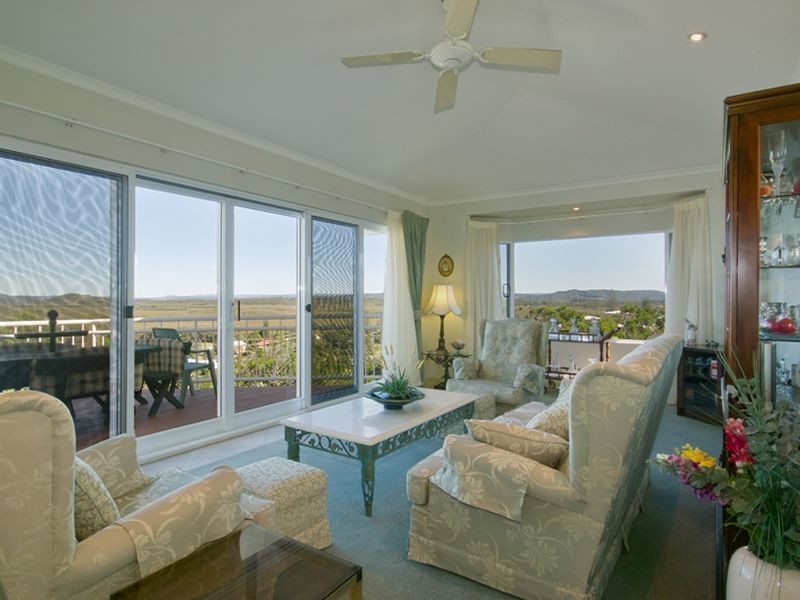 40 Pelican St, Peregian Beach QLD 4573