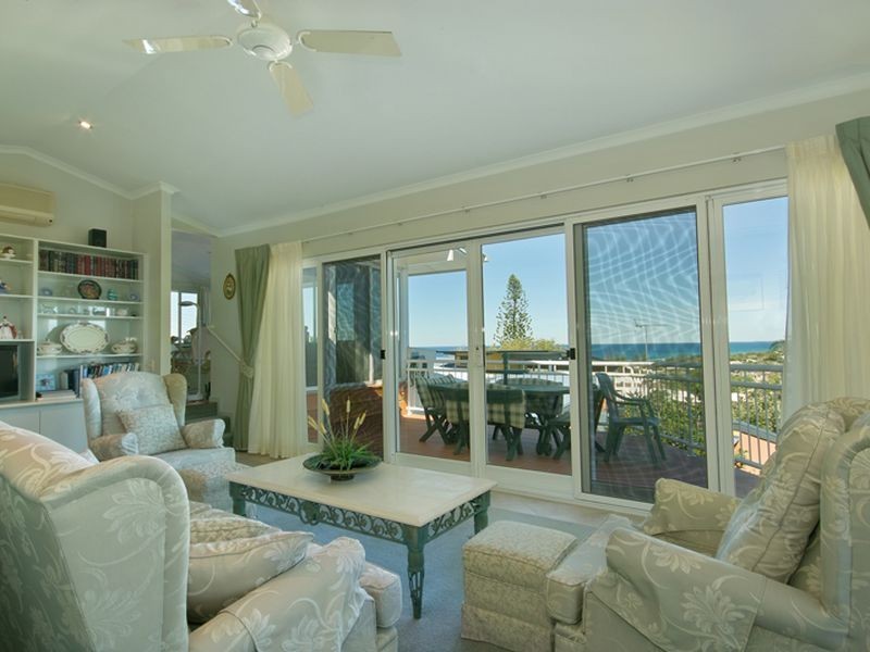 40 Pelican St, Peregian Beach QLD 4573