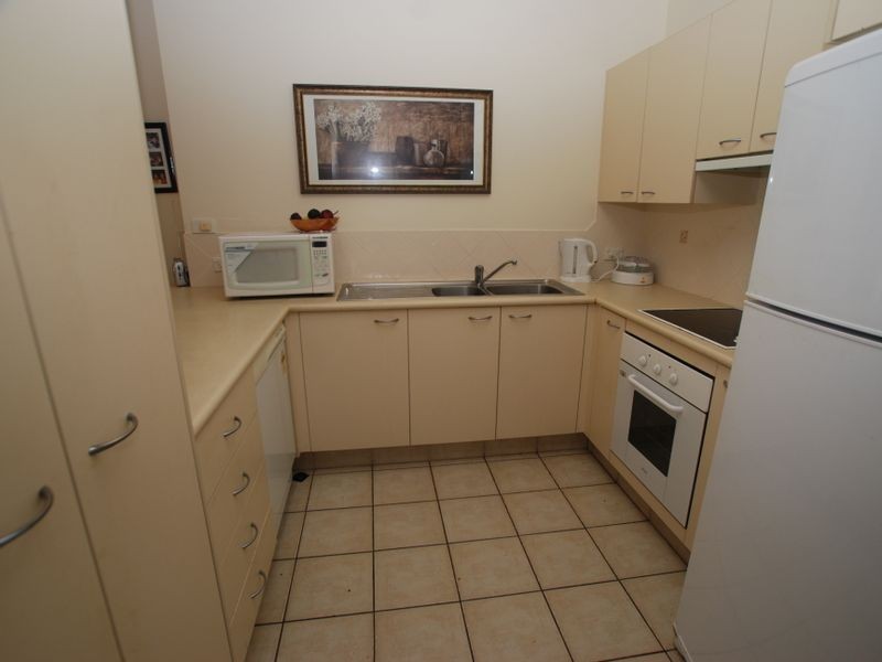 1/2 Sarena Ct, Sunshine Beach QLD 4567