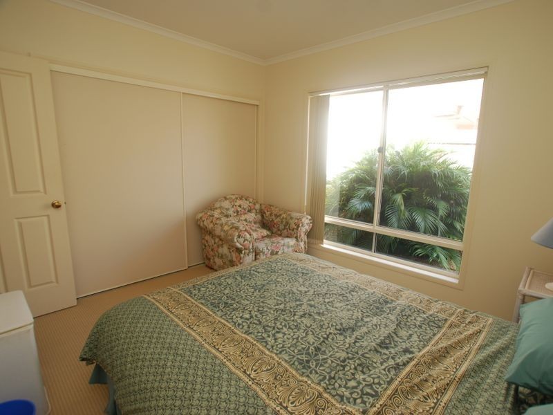 1/2 Sarena Ct, Sunshine Beach QLD 4567