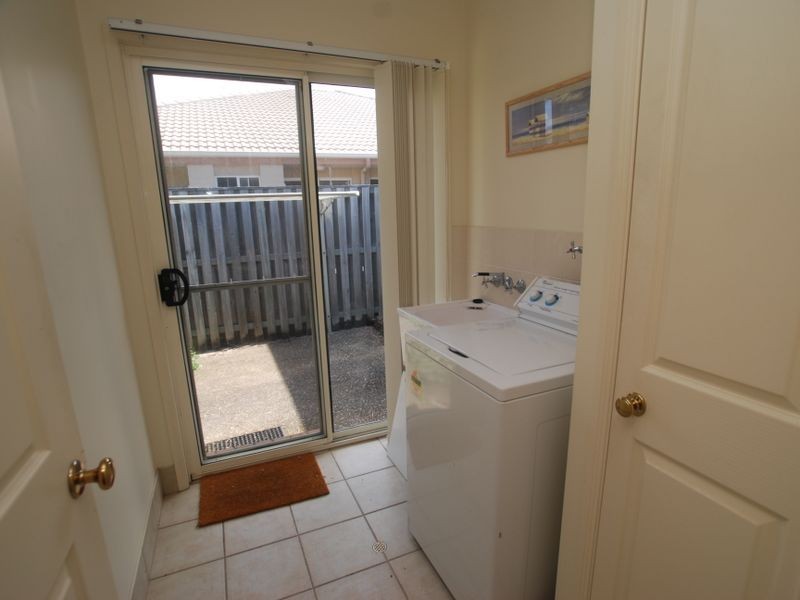 1/2 Sarena Ct, Sunshine Beach QLD 4567
