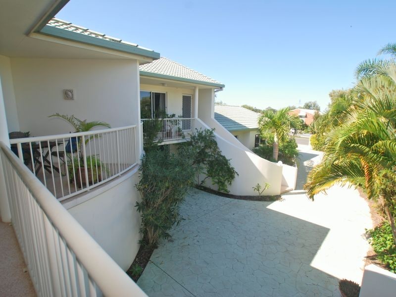 3/63 Southern Cross Pd, Sunrise Beach QLD 4567