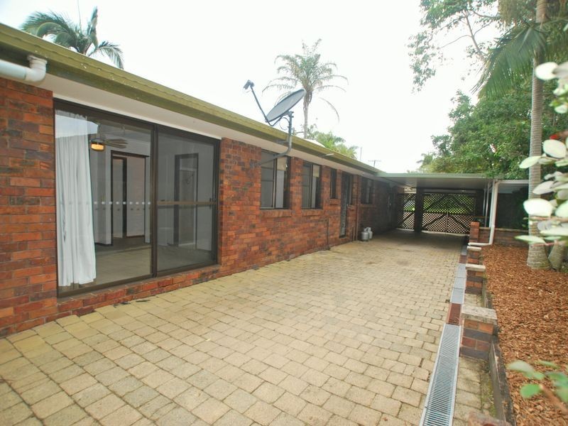 8 Eagle Dr, Tewantin QLD 4565