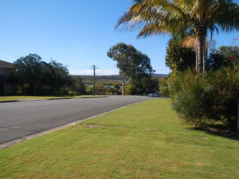 53 Moorindil St, Tewantin QLD 4565