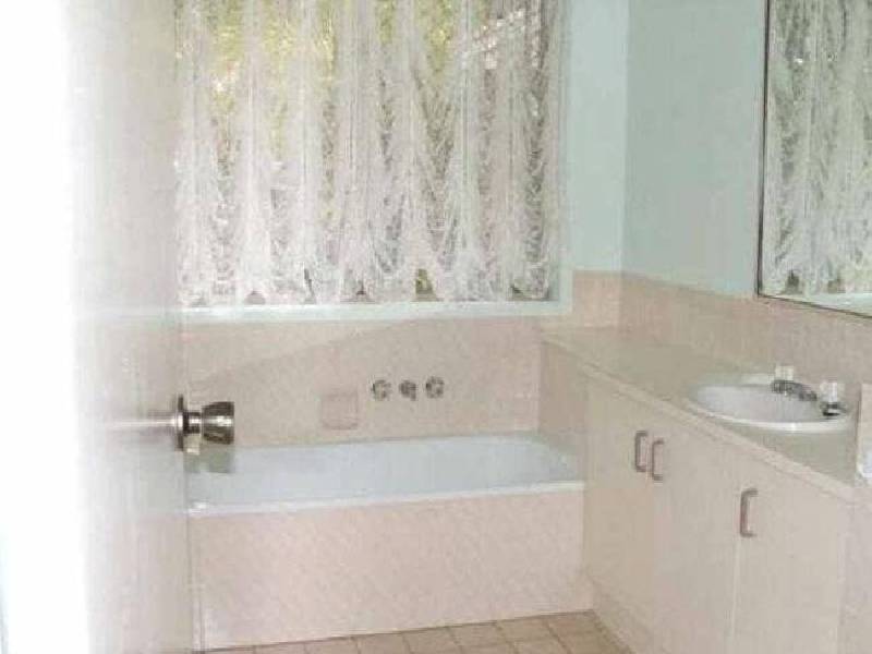 2 Bertrand Road, Sunrise Beach QLD 4567