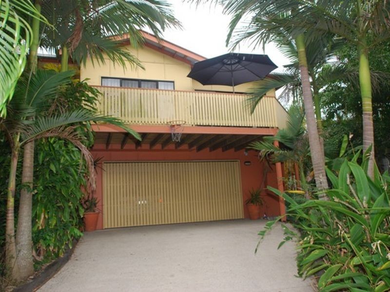 8 Berrima Row, Noosa Heads QLD 4567