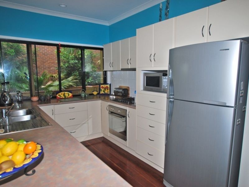 8 Berrima Row, Noosa Heads QLD 4567