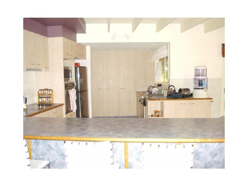 17 Boxsell Rise, Sunrise Beach QLD 4567