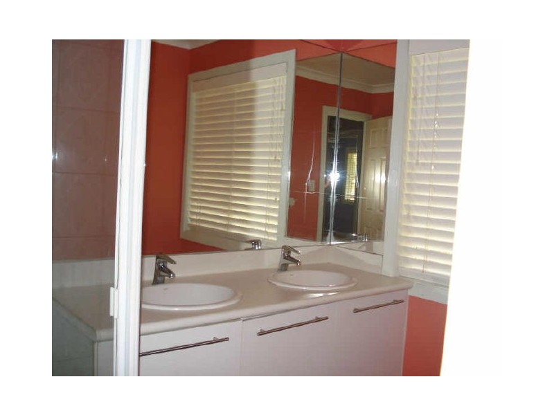 Sunrise Beach QLD 4567