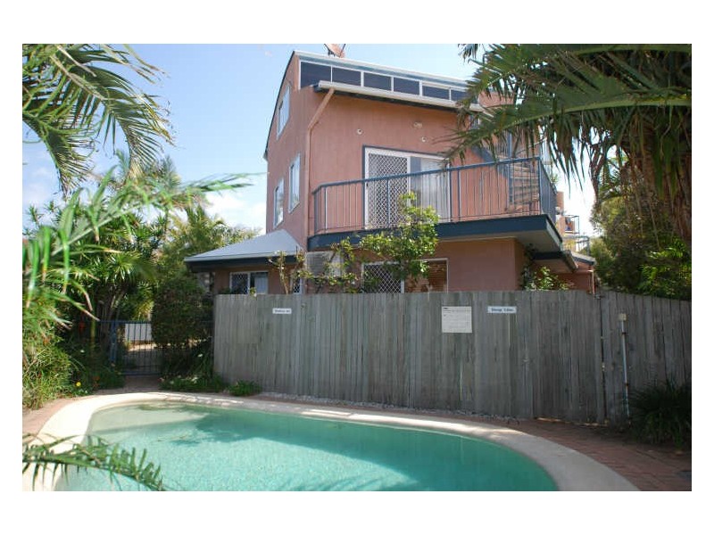 Sunrise Beach QLD 4567