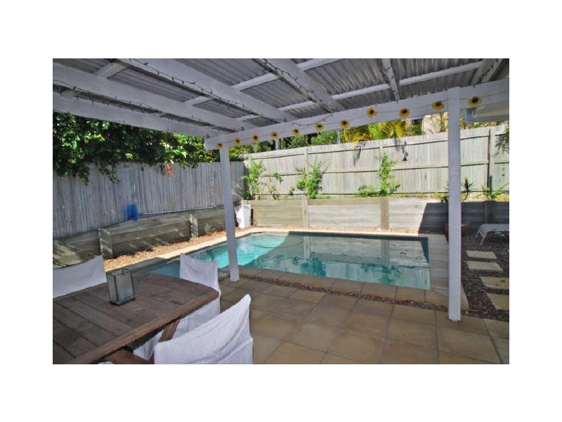 Sunrise Beach QLD 4567