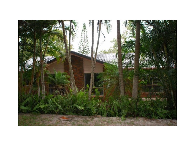 38 Victory Cres, Sunrise Beach QLD 4567