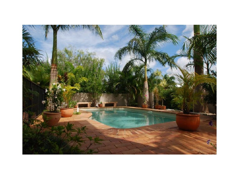 18 Buchanan St, Tewantin QLD 4565