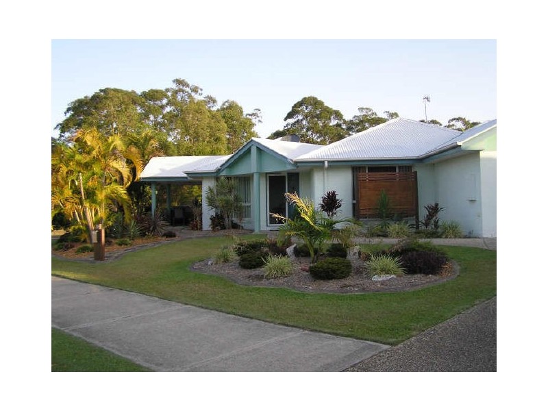 80 Griffith Ave, Tewantin QLD 4565