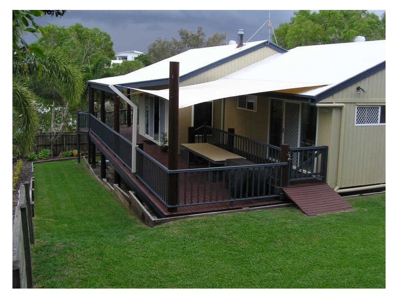 Sunrise Beach QLD 4567