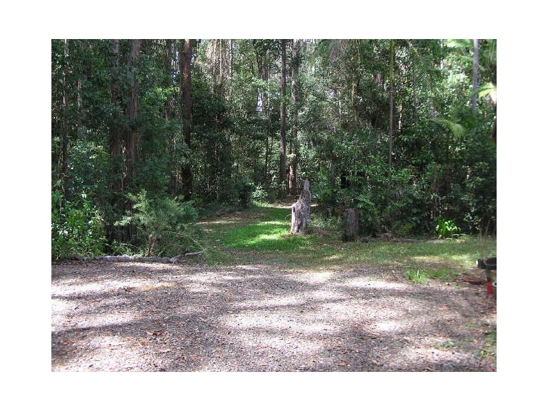 32 McIntyre’s Lane, Tinbeerwah QLD 4563