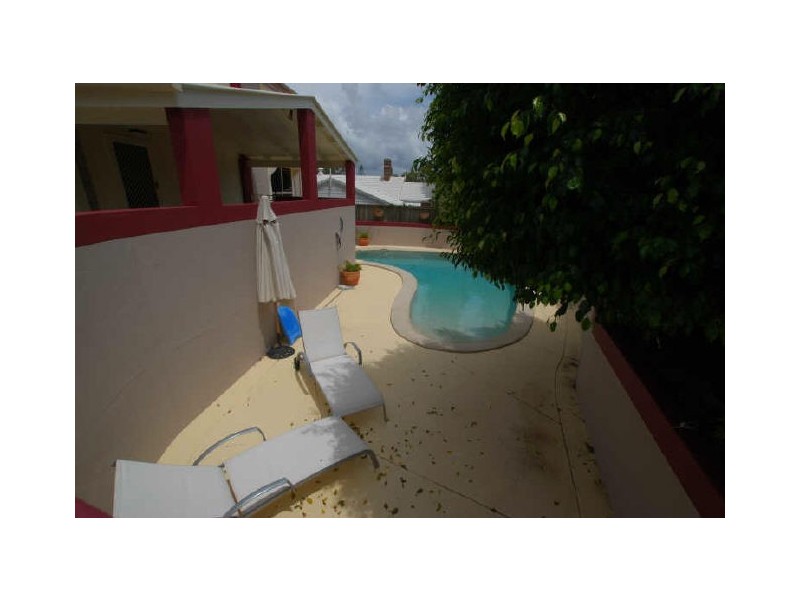 17 Boxsell Rs, Sunrise Beach QLD 4567