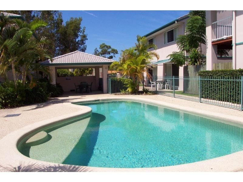 27/18-20 Lake Weyba Dr, Noosaville QLD 4566