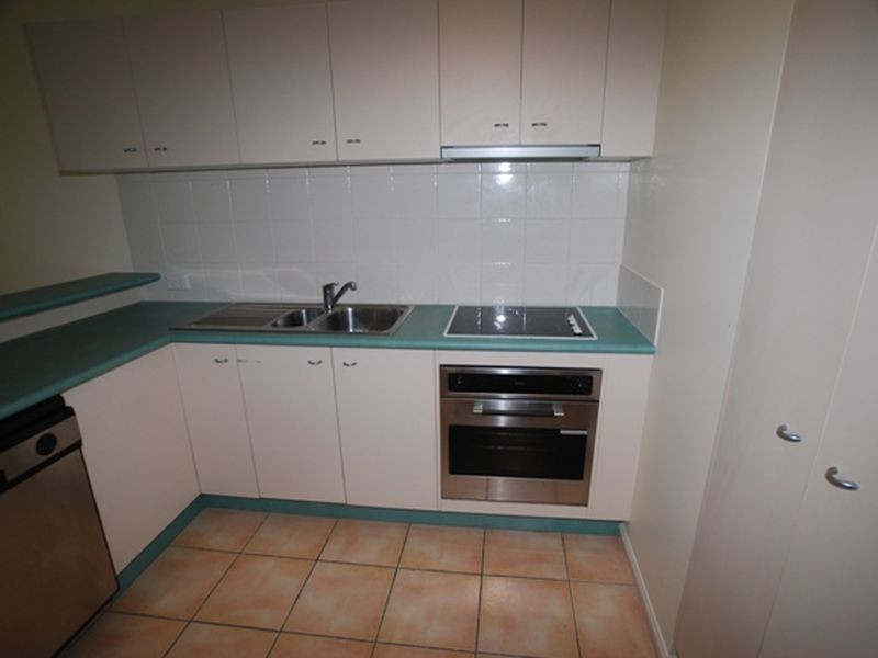 27/18-20 Lake Weyba Dr, Noosaville QLD 4566