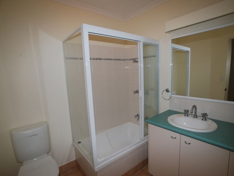 27/18-20 Lake Weyba Dr, Noosaville QLD 4566