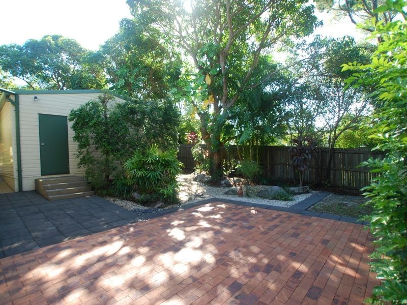 75 Eumundi Rd, Noosaville QLD 4566