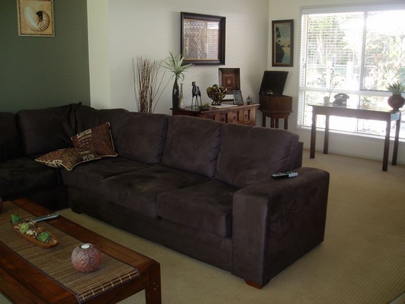 12 Rose Ash Cr, Noosaville QLD 4566