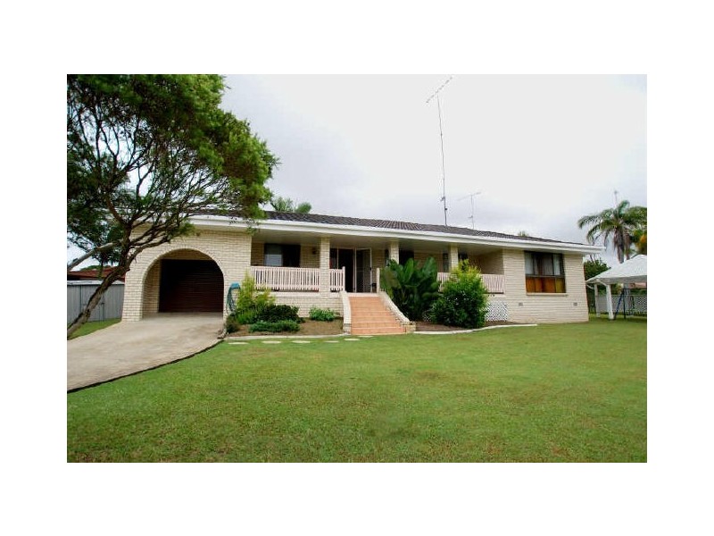 7 Gleneagles Dr, Tewantin QLD 4565