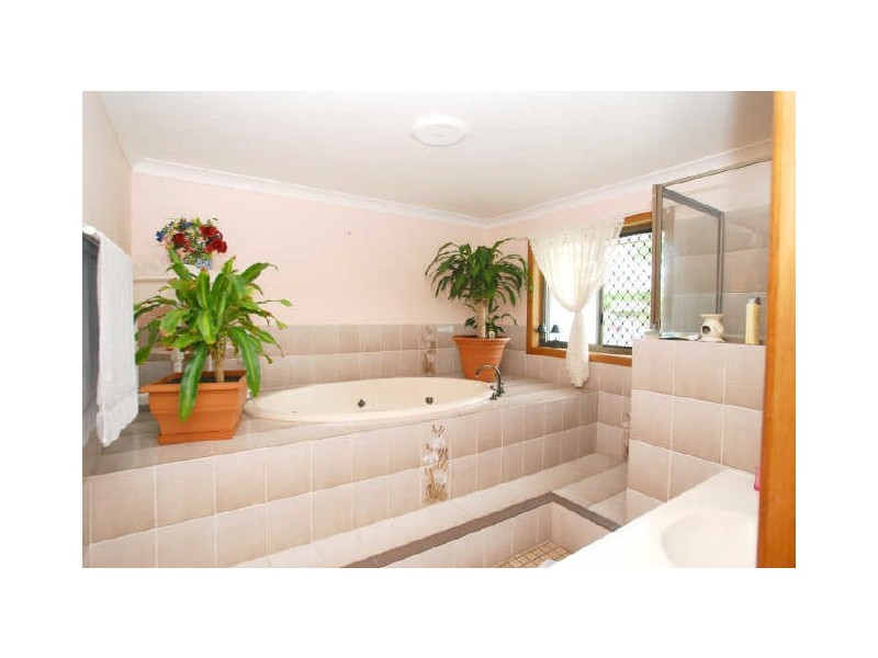 7 Gleneagles Dr, Tewantin QLD 4565