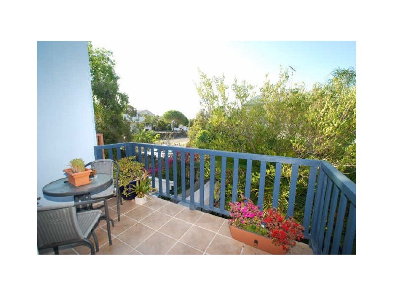 2/78 Southern Cross Pd, Sunrise Beach QLD 4567