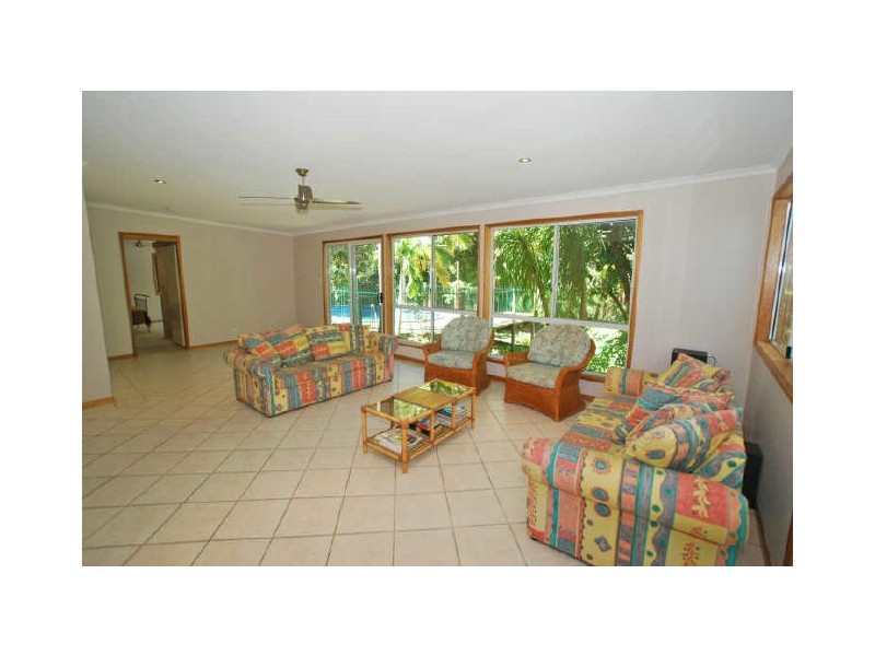 8 Fyne Ct, Tewantin QLD 4565