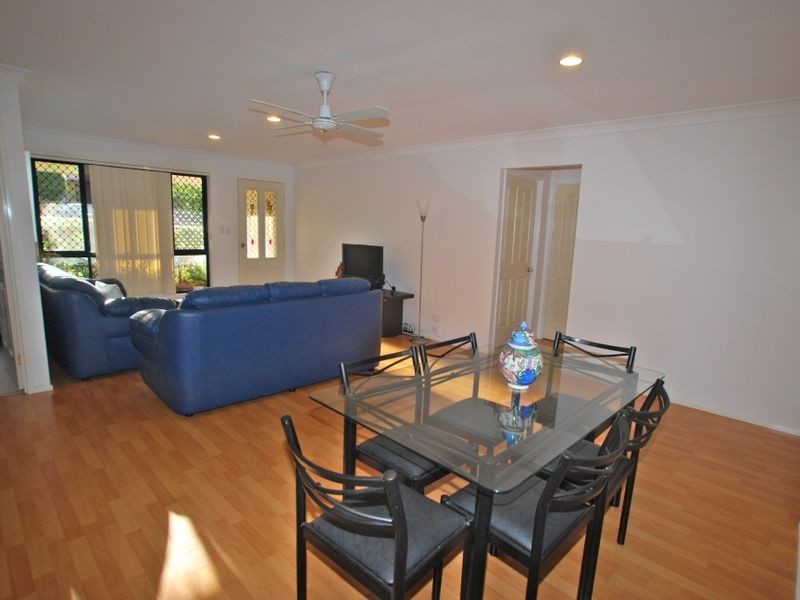 8/34 Bushlands Dr, Noosaville QLD 4566