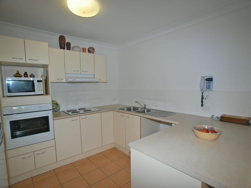 8/34 Bushlands Dr, Noosaville QLD 4566