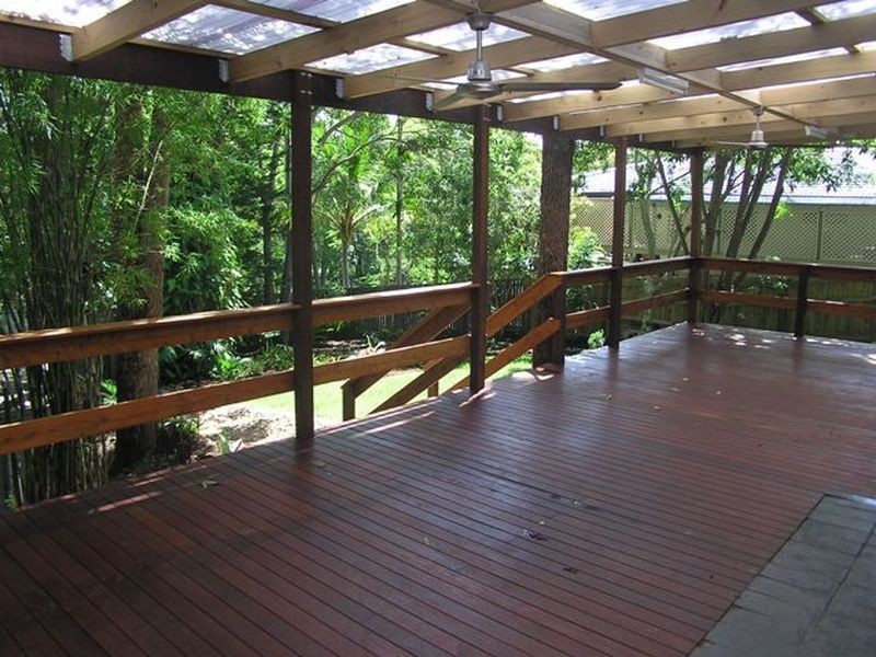 5 Lunar Cr, Noosa Heads QLD 4567