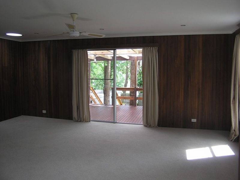 5 Lunar Cr, Noosa Heads QLD 4567