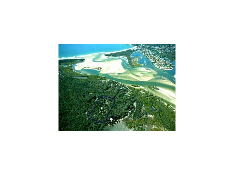 L6 Paperbark Tr, North Shore QLD 4565