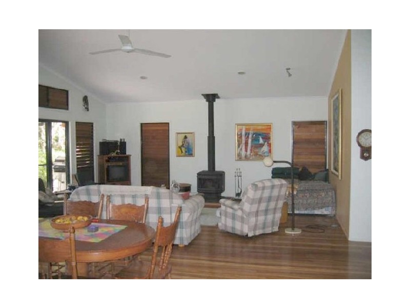 L6 Paperbark Tr, North Shore QLD 4565