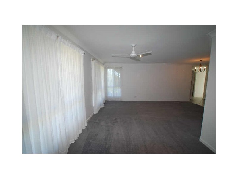 1 Maheno Ct, Sunrise Beach QLD 4567