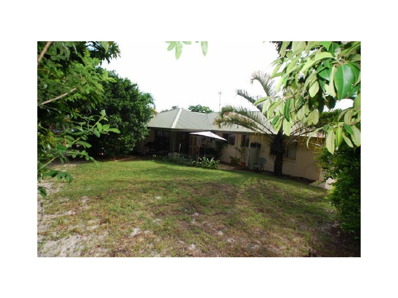 8 Twilight St, Sunrise Beach QLD 4567