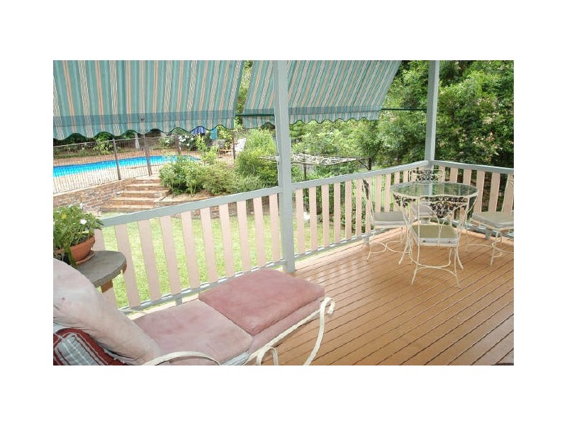 16 David Avenue, Bardon QLD 4065
