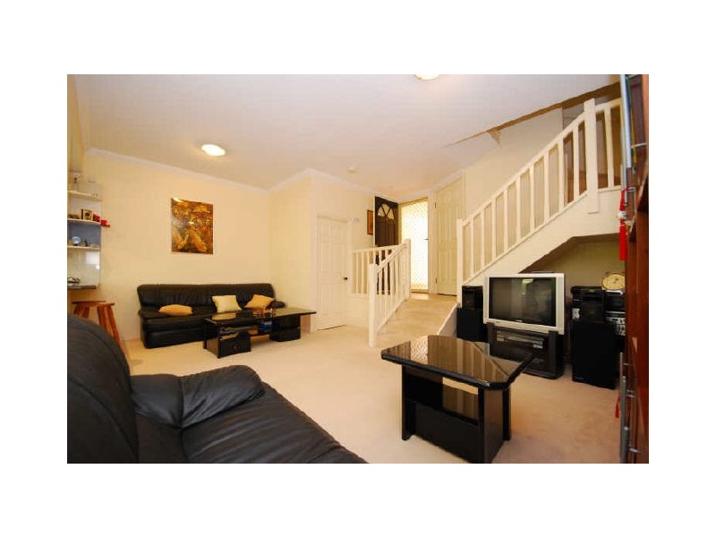 8/50 Durham Street, St Lucia QLD 4067