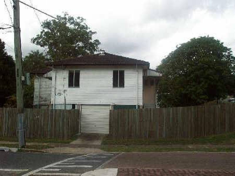 55 Chiswick Road, Bardon QLD 4065