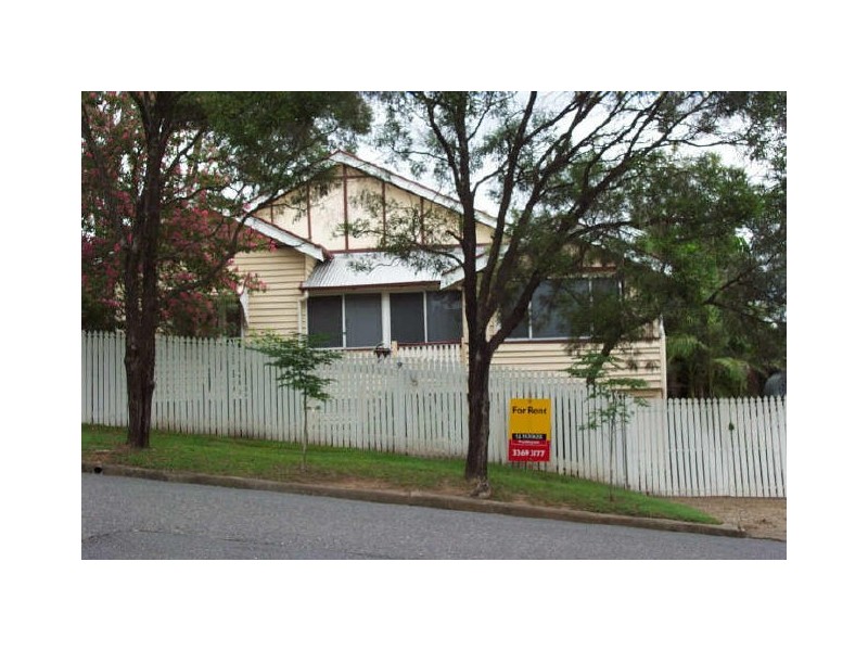 9 Osman Street, Bardon QLD 4065