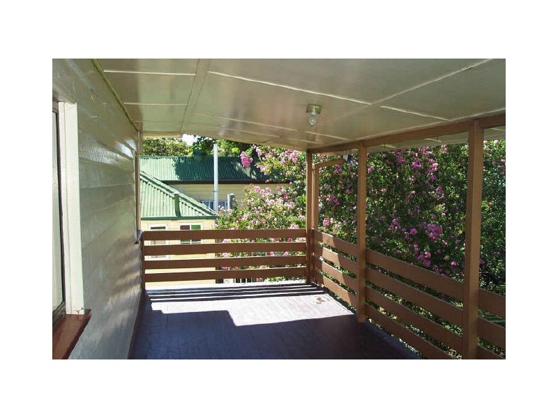 33 Alexandra Street, Bardon QLD 4065