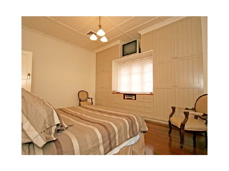 140 Enoggera Terrace, Paddington QLD 4064