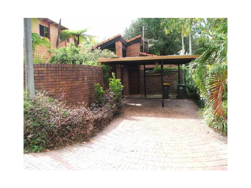 74 Greer Street, Bardon QLD 4065