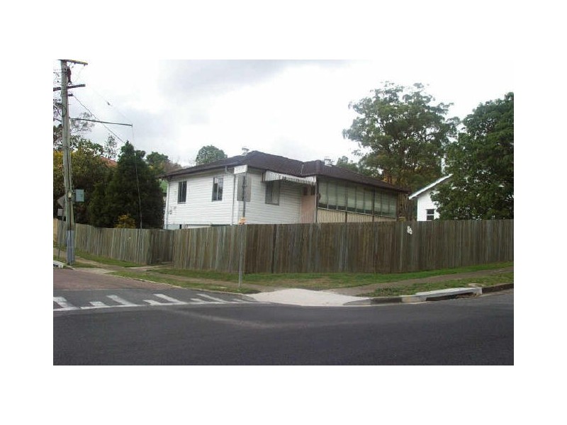 55 Chiswick Road, Bardon QLD 4065