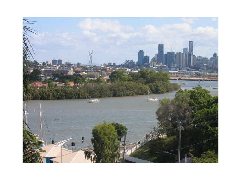 56A Crescent Road, Hamilton QLD 4007