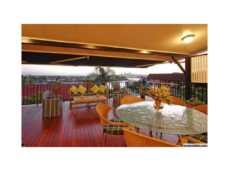 56A Crescent Road, Hamilton QLD 4007