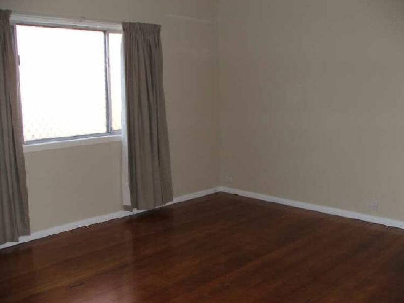 86 Windsor Road, Red Hill QLD 4059